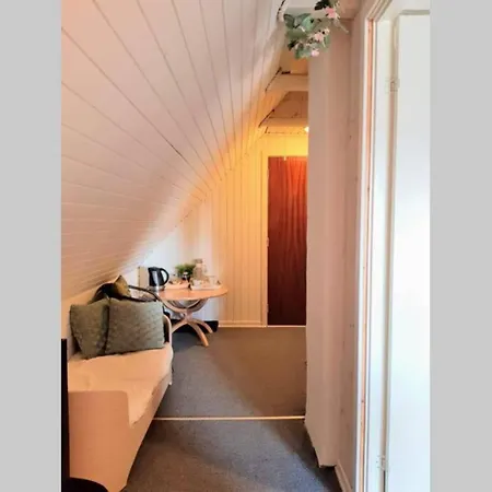 Apartment 5 Minute Walk To Lego - 2 Bedrooms Loft Floor With Balcony Billund