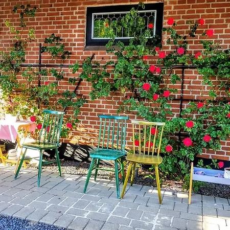 Apartment 5 Minute Walk To Lego - 2 Bedrooms Loft Floor With Balcony Billund